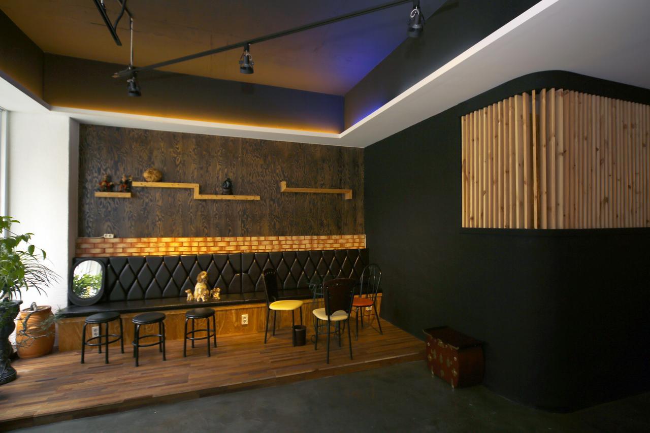 מוקפו Ekonomy Hotel מראה חיצוני תמונה